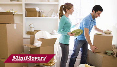 couple packing up things